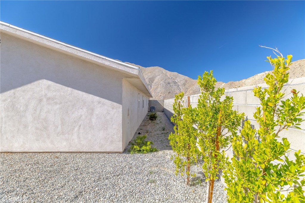 San Jacinto Cove (33126) - Residential