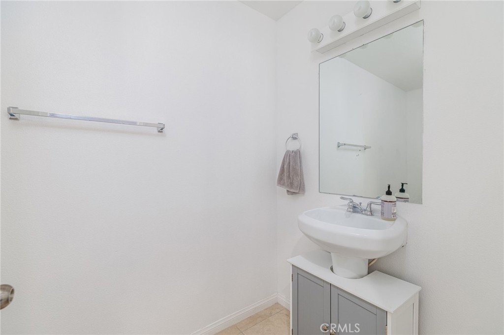 San Jacinto Cove (33126) - Residential