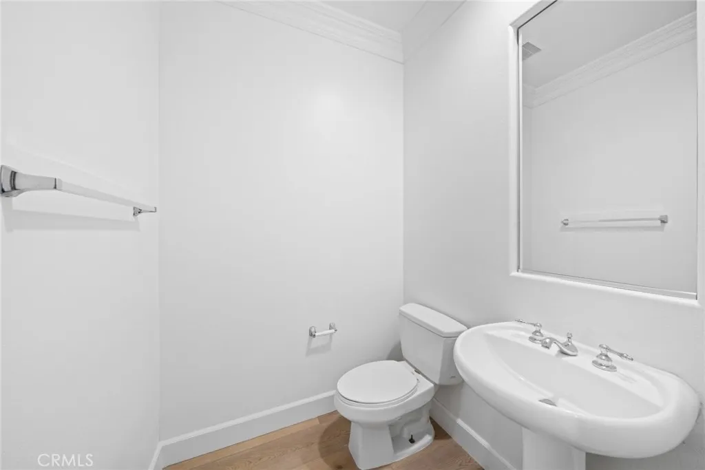 Irvine, California 92603, United States, 3 Bedrooms Bedrooms, ,3 BathroomsBathrooms,Residential,Active,251720