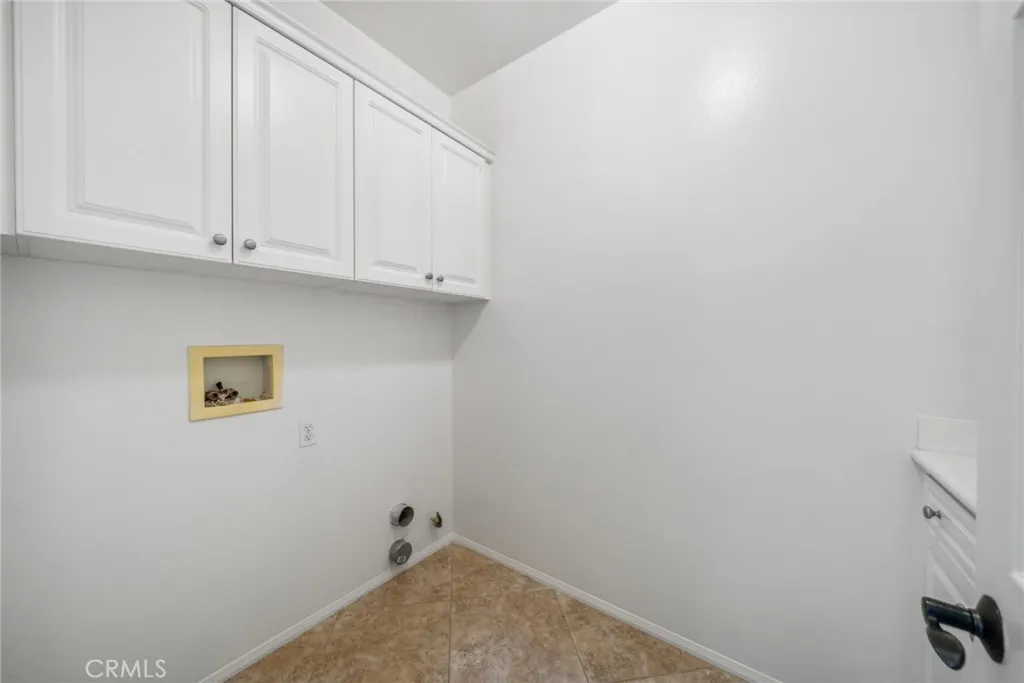 Irvine, California 92603, United States, 3 Bedrooms Bedrooms, ,3 BathroomsBathrooms,Residential,Active,251720