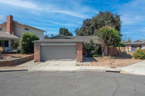 Photo of 1823 Sparks Ct. CT, San Diego, CA 92110 (MLS # 260020237SD)