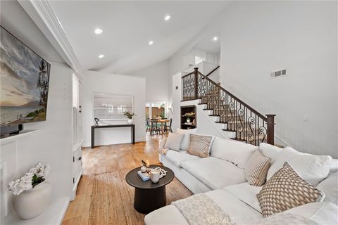 8 Via Bellorita Rancho Santa Margarita CA 92688