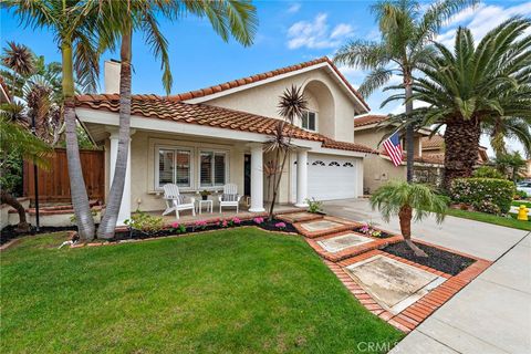 8 Via Bellorita Rancho Santa Margarita CA 92688