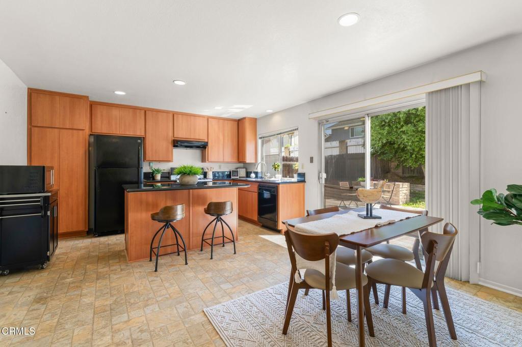 2586 Waxwing Avenue