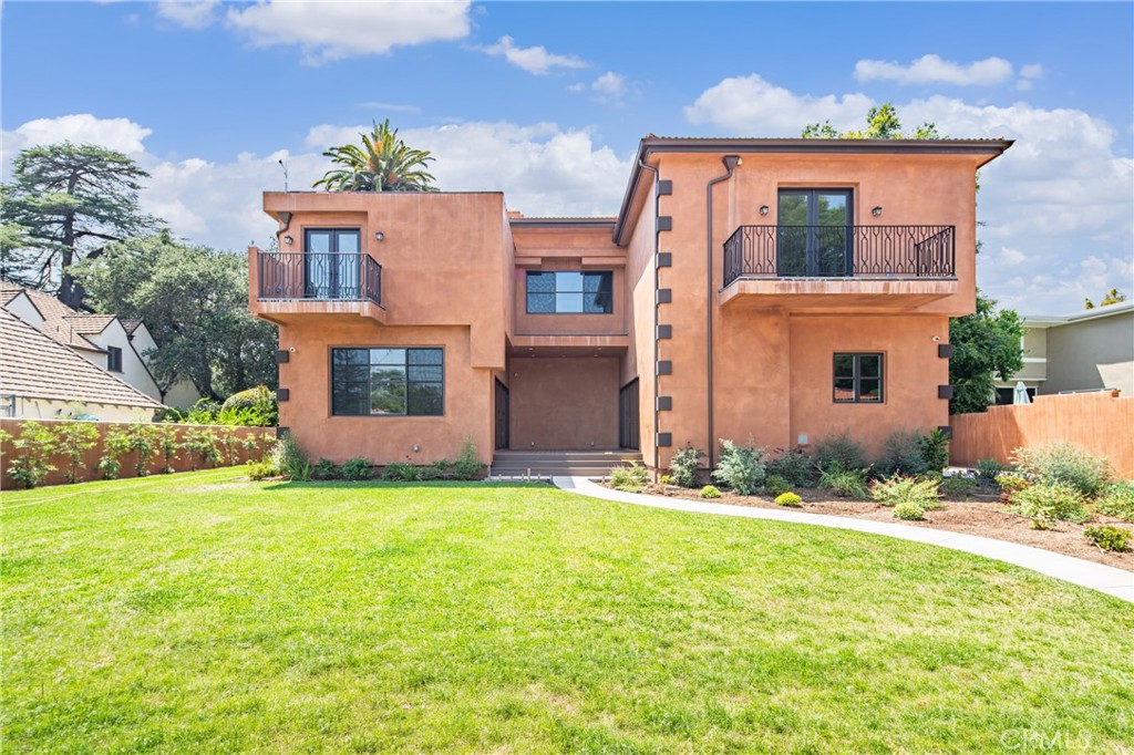 Pasadena, California, 91107, United States, 6 Bedrooms Bedrooms, ,7 BathroomsBathrooms,Residential,Active,2051954