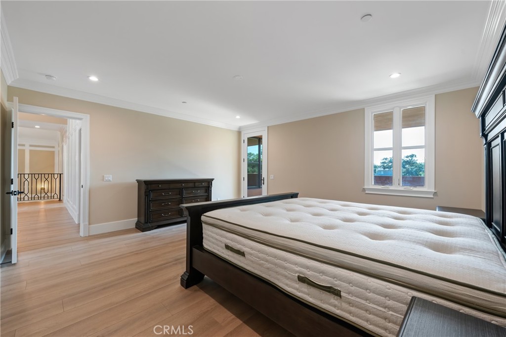 Pasadena, California, 91107, United States, 6 Bedrooms Bedrooms, ,7 BathroomsBathrooms,Residential,Active,2051954
