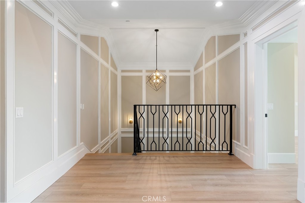 Pasadena, California, 91107, United States, 6 Bedrooms Bedrooms, ,7 BathroomsBathrooms,Residential,Active,2051954