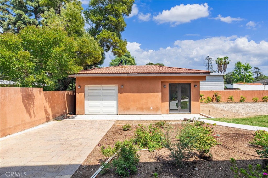 Pasadena, California, 91107, United States, 6 Bedrooms Bedrooms, ,7 BathroomsBathrooms,Residential,Active,2051954