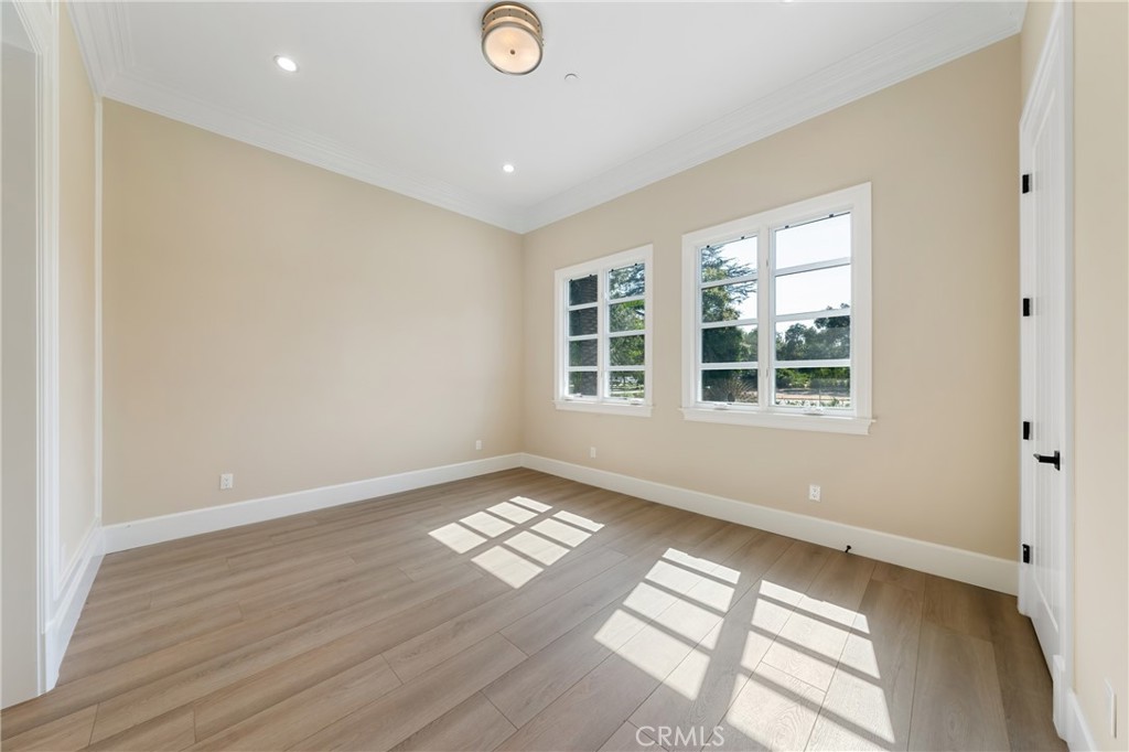 Pasadena, California, 91107, United States, 6 Bedrooms Bedrooms, ,7 BathroomsBathrooms,Residential,Active,2051954