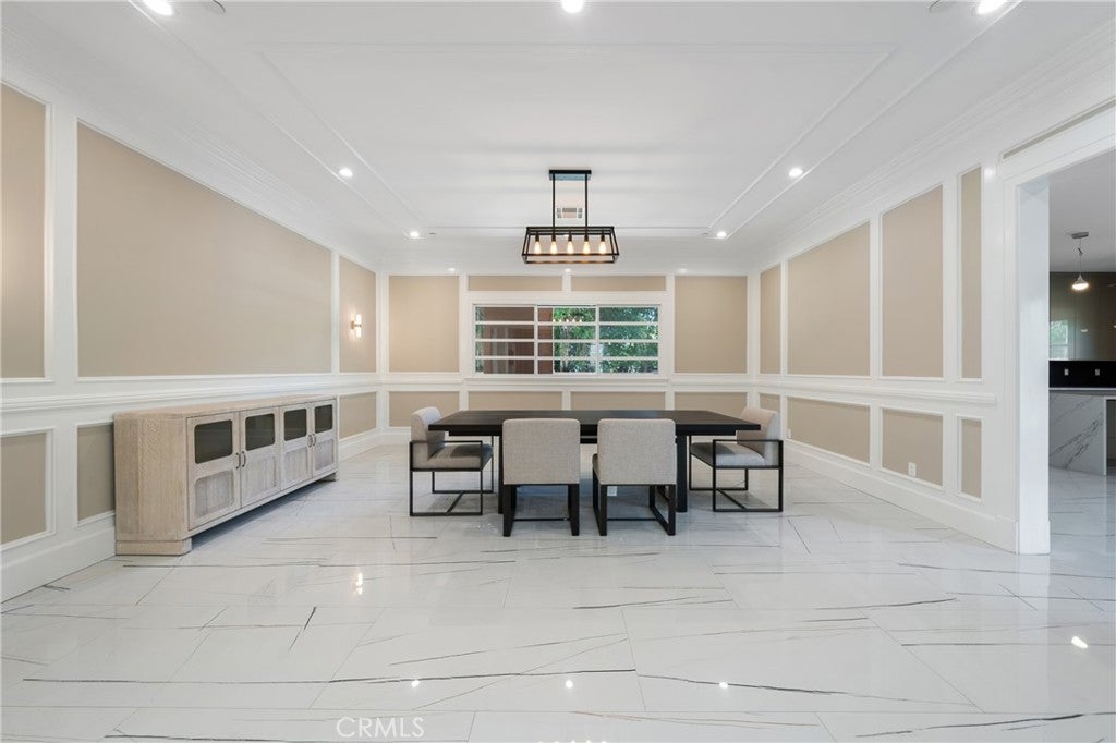 Pasadena, California, 91107, United States, 6 Bedrooms Bedrooms, ,7 BathroomsBathrooms,Residential,Active,2051954