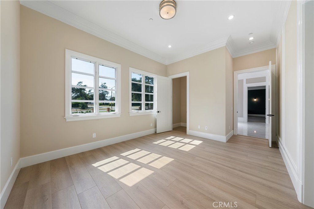 Pasadena, California, 91107, United States, 6 Bedrooms Bedrooms, ,7 BathroomsBathrooms,Residential,Active,2051954
