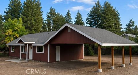 Photo of 761 Pine WAY, Chester, CA 96020 (MLS # SN26143671)