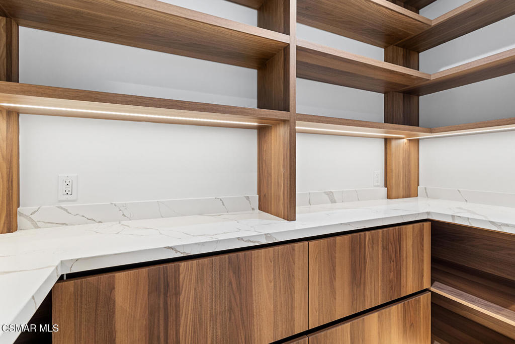 Unknown-999 - Residential