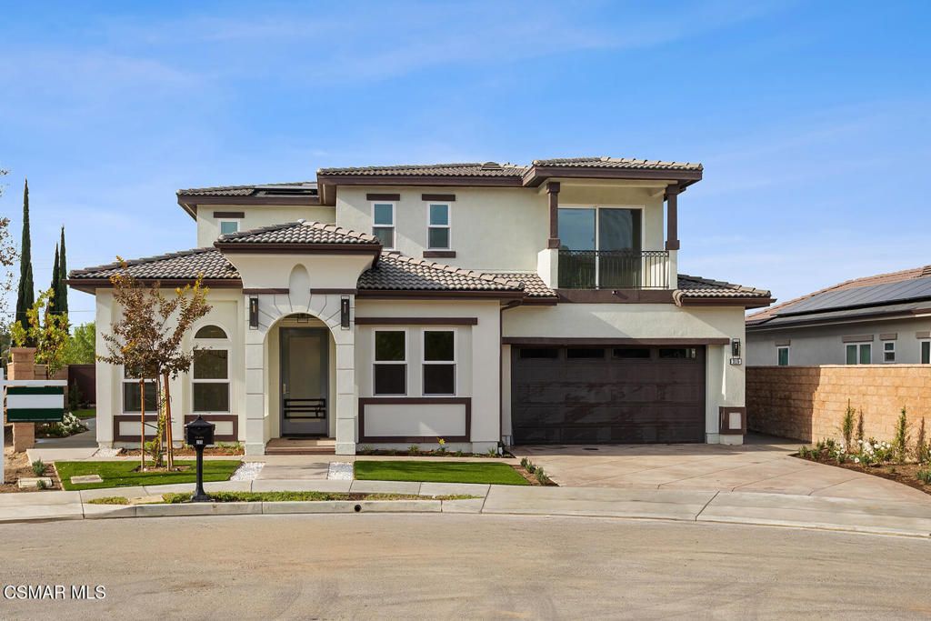 Photo of 315 Toyon Court, Thousand Oaks, CA 91362 (MLS # 225005996)