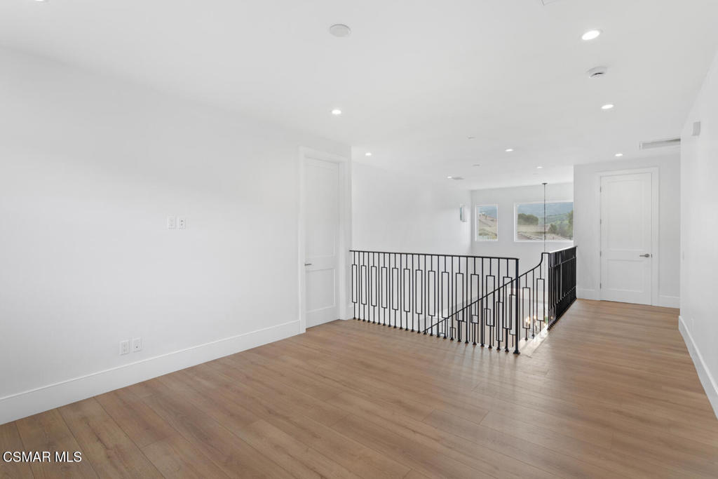 Unknown-999 - Residential