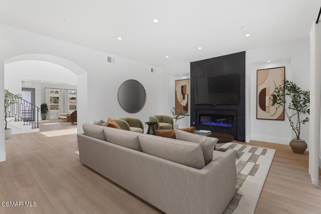 Unknown-999 - Residential