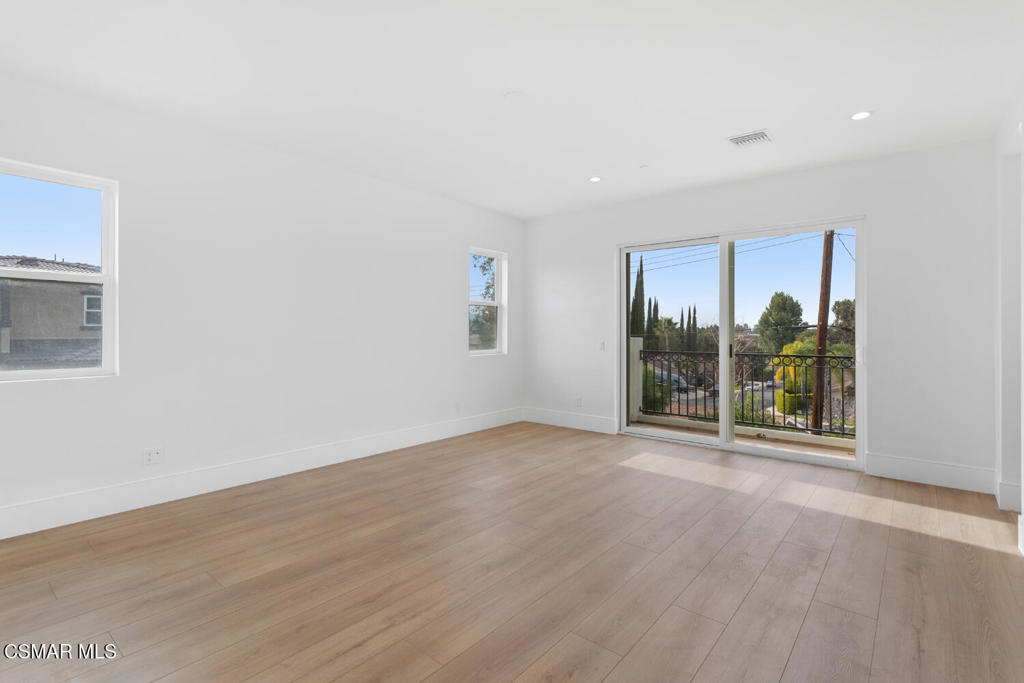 Unknown-999 - Residential