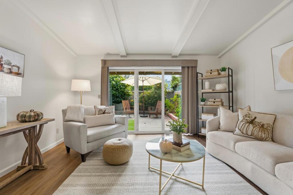 118 Hacienda Carmel 118