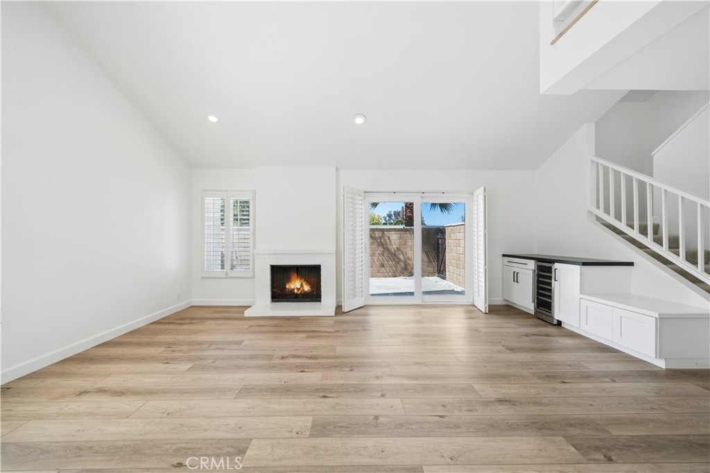 2524 Elden Avenue 1A