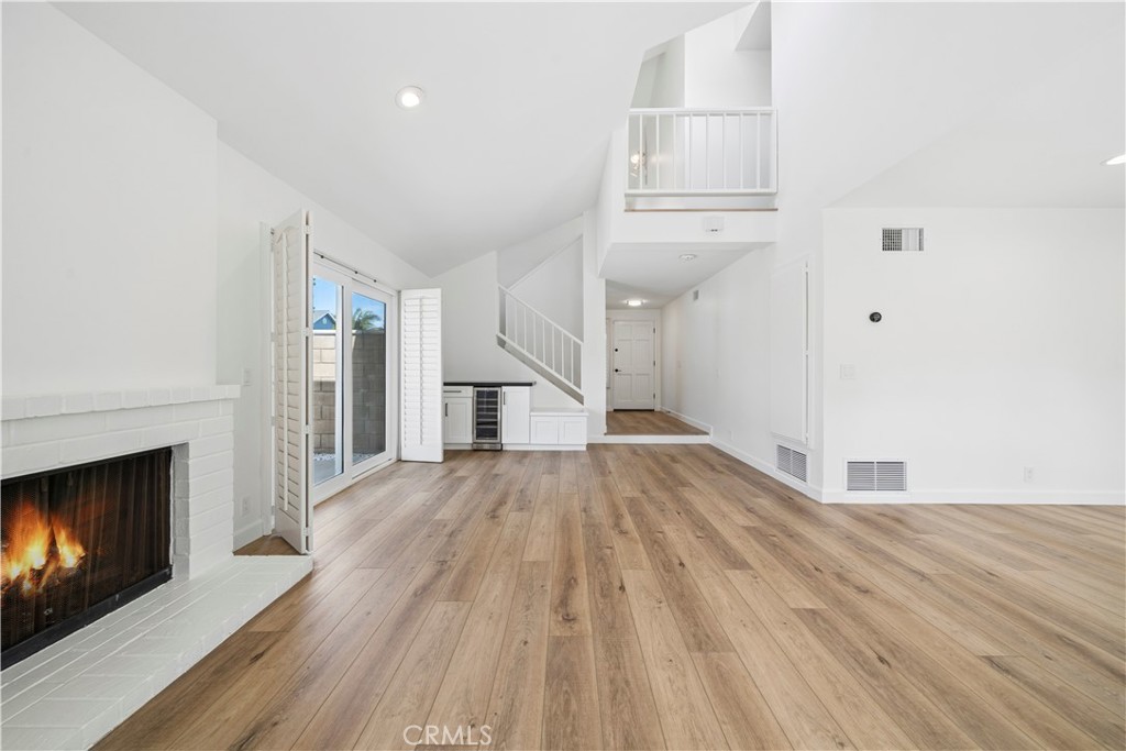 2524 Elden Avenue 1A