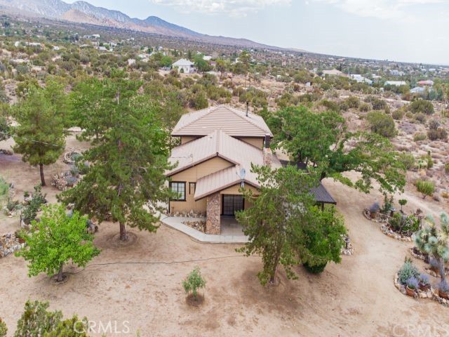 984 Pinon Rd