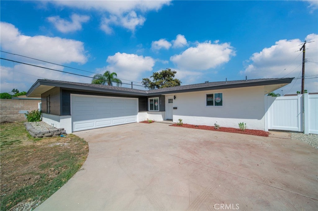 1604 S Orange Avenue, West Covina CA 91790