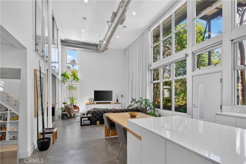 Photo of 1037 N Laurel Avenue #1, West Hollywood, CA 90046 (MLS # PW26192183)