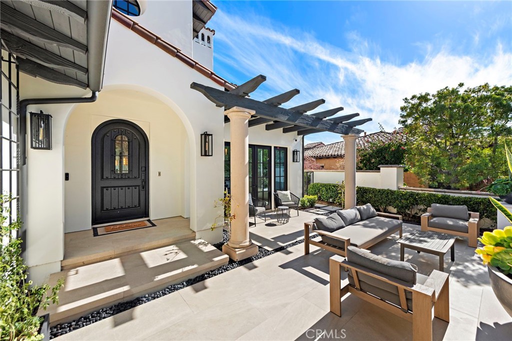 28 Sky Ranch Road