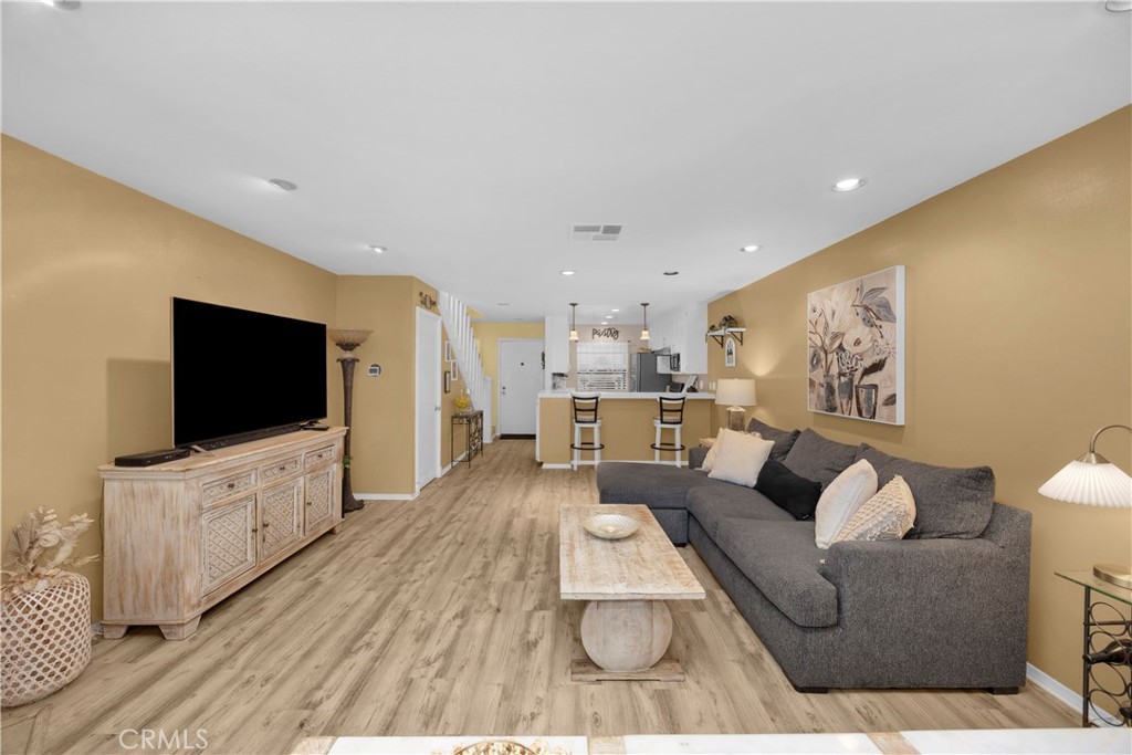 East Lakewood (ELK) - Residential