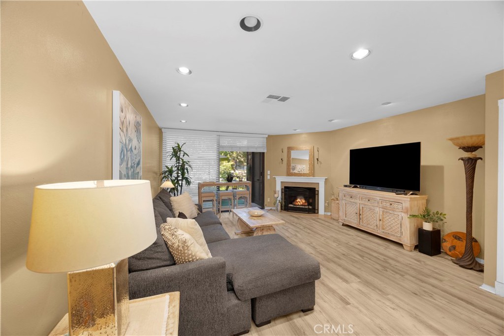 East Lakewood (ELK) - Residential