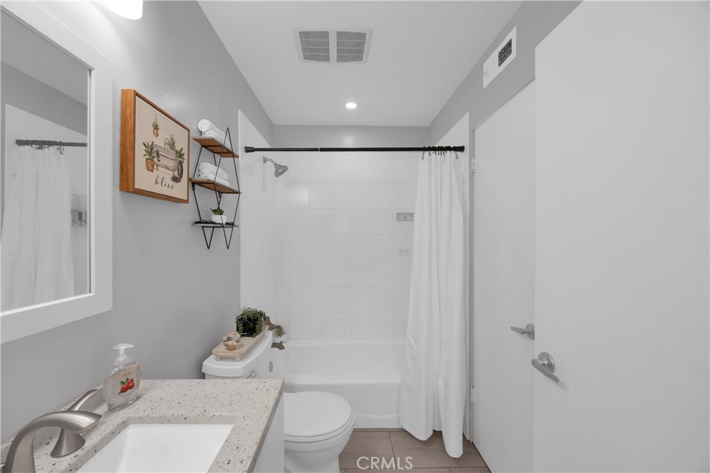 East Lakewood (ELK) - Residential