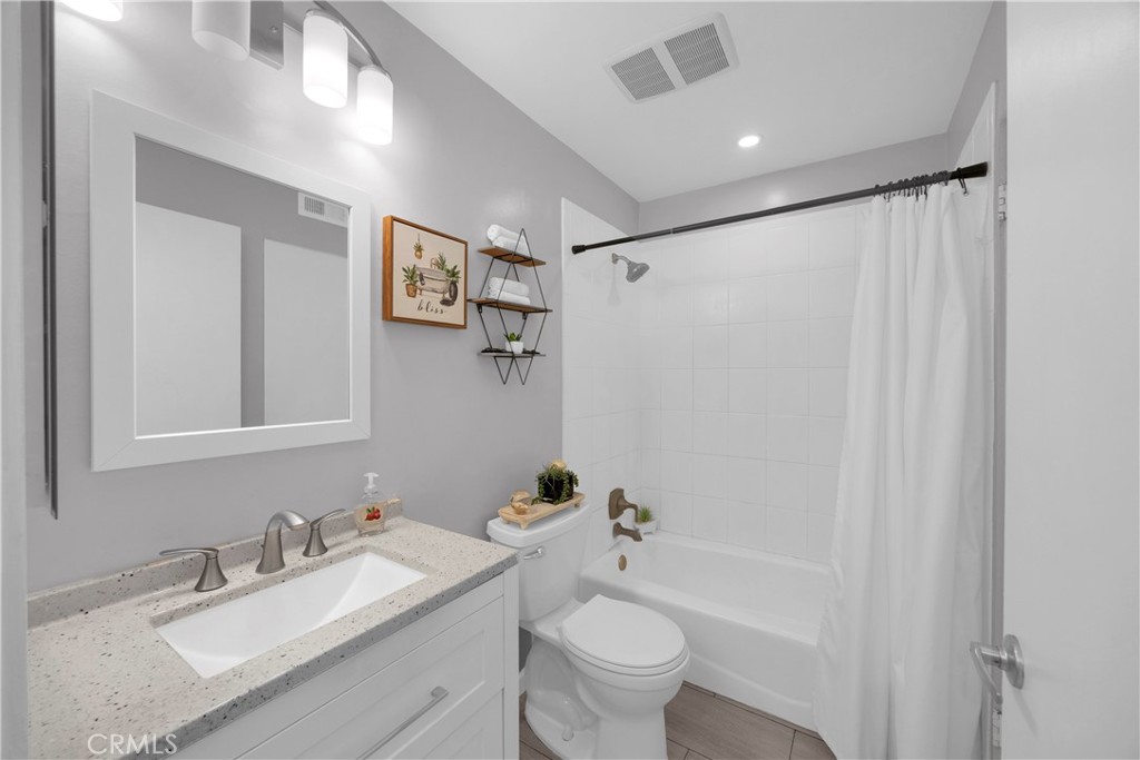 East Lakewood (ELK) - Residential