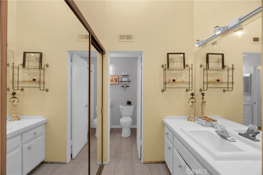 East Lakewood (ELK) - Residential