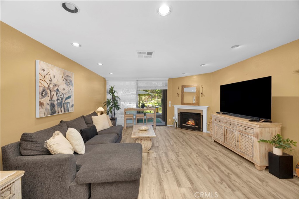 East Lakewood (ELK) - Residential