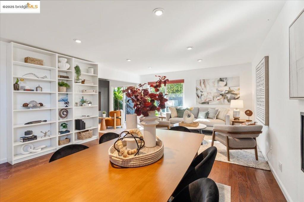 WASHINGTON MANOR - Residential