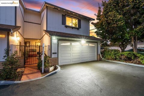 Photo of 15001 Norton St St, San Leandro, CA 94579 (MLS # 41116443)