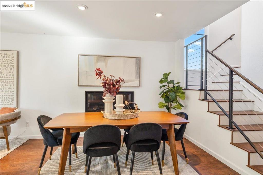 WASHINGTON MANOR - Residential