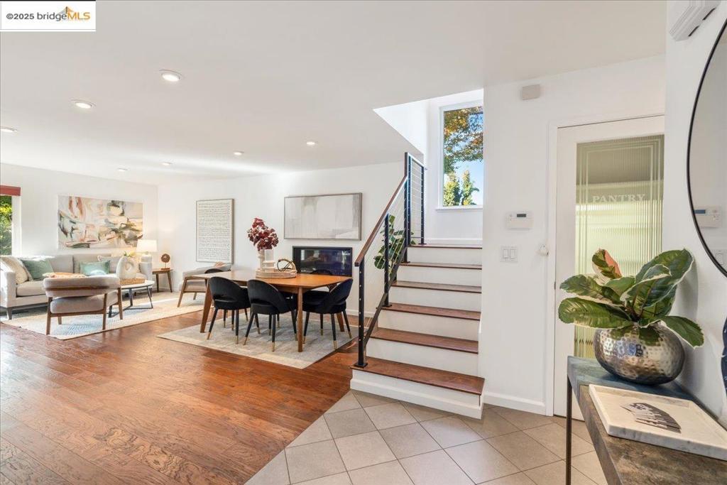 WASHINGTON MANOR - Residential