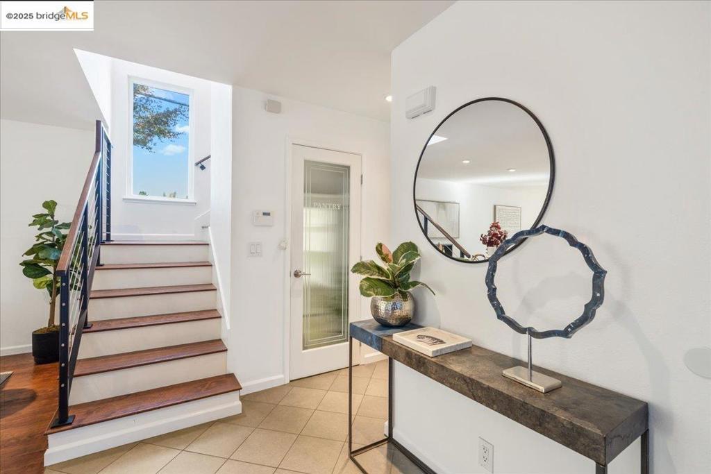 WASHINGTON MANOR - Residential