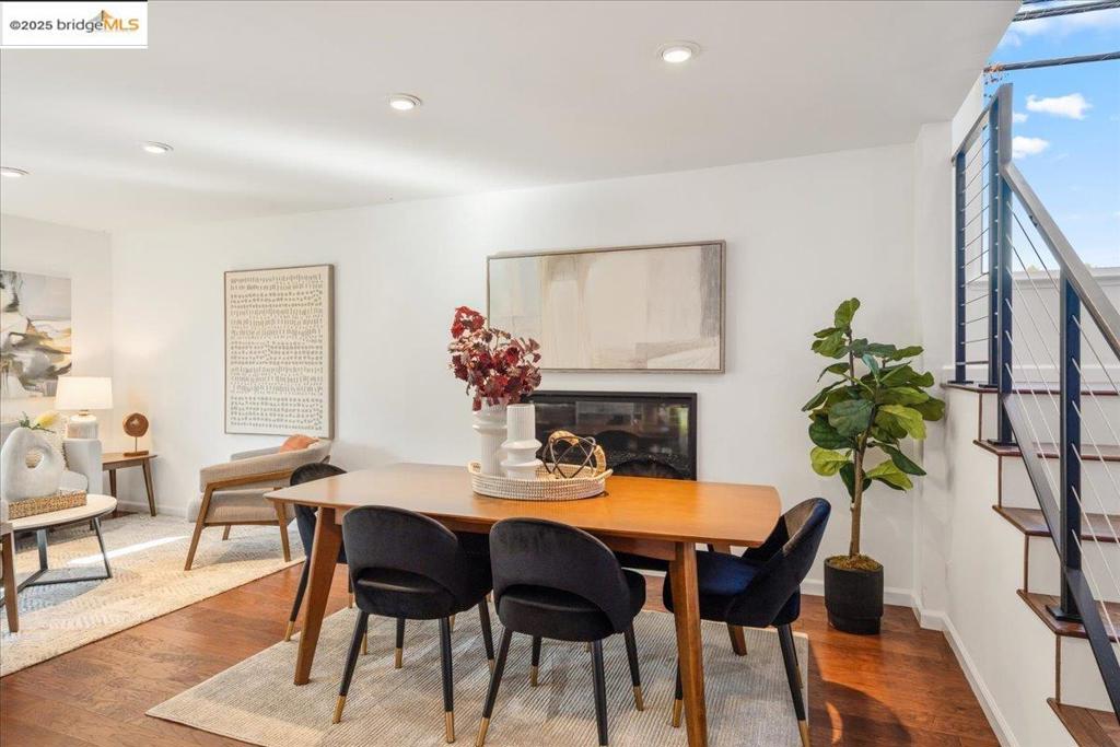 WASHINGTON MANOR - Residential