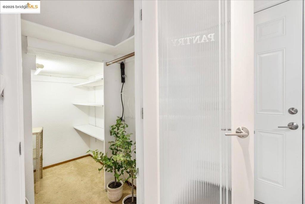 WASHINGTON MANOR - Residential