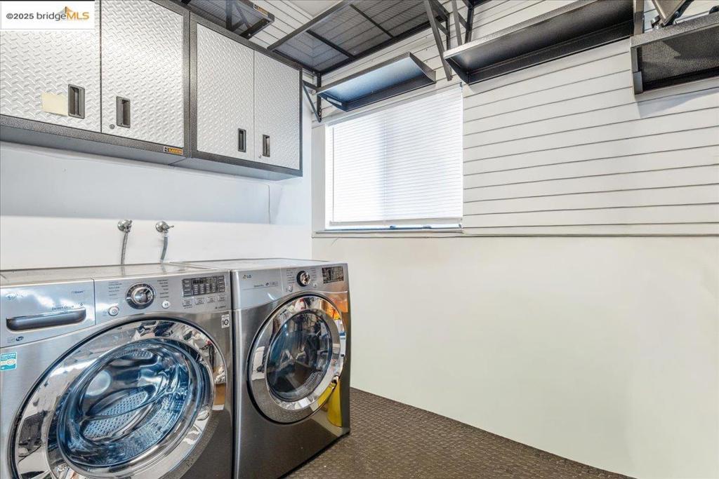 WASHINGTON MANOR - Residential