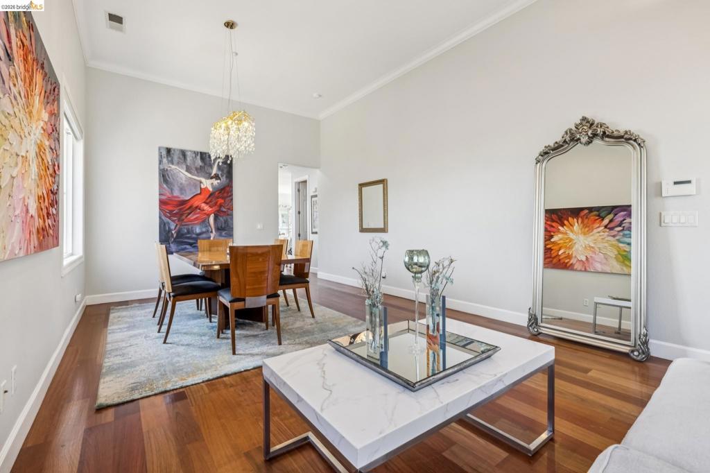 214 Seaview Dr