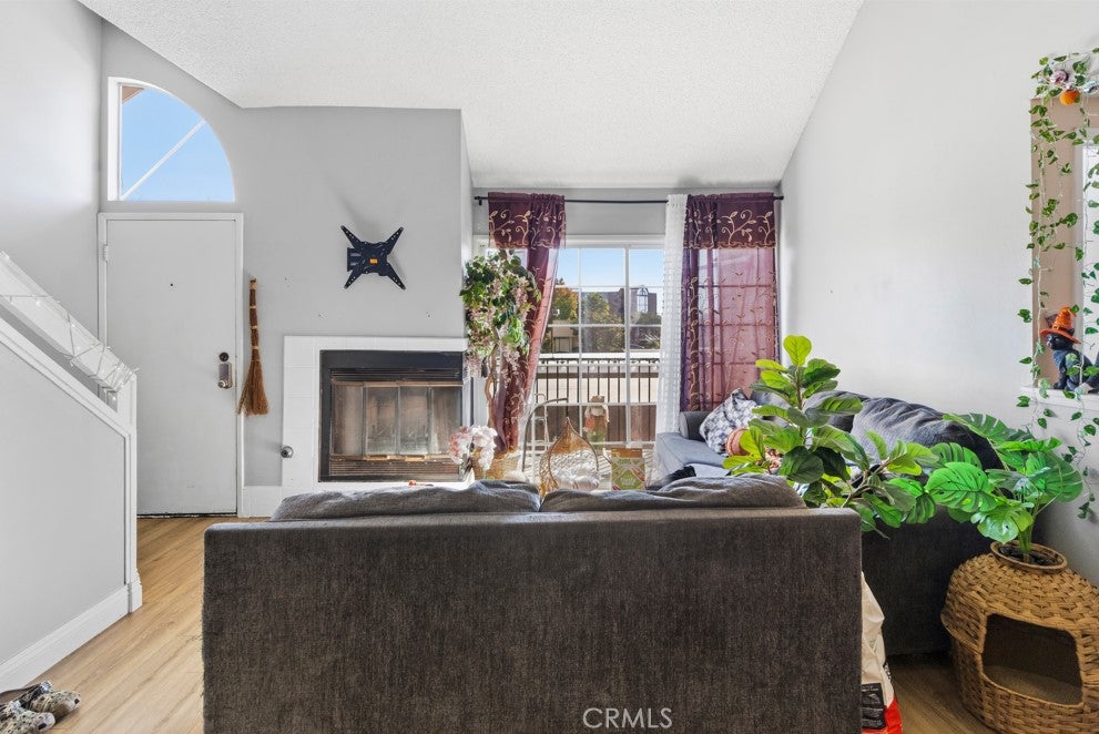 2409 Country Lane