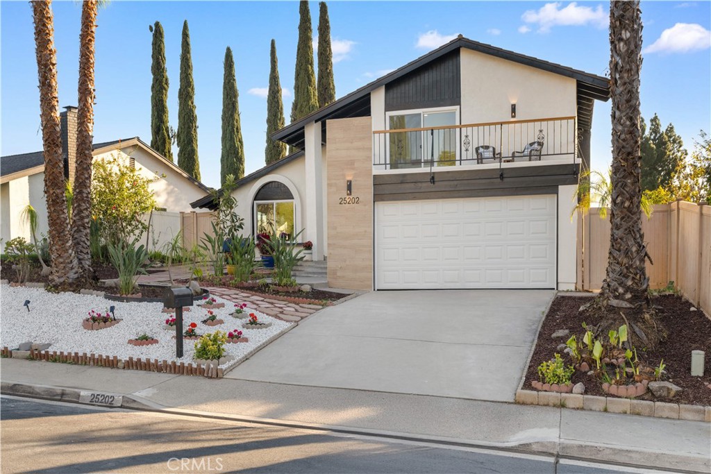 25202 Arcadian Ave