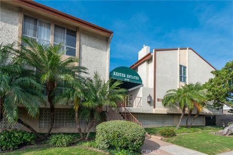 Photo of 5115 Kester #202, Sherman Oaks, CA 91403 (MLS # SR25268550)