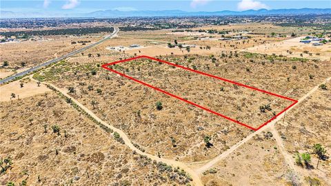 Photo of 0 Beaver Avenue, Phelan, CA 92371 (MLS # CV25127656) Photo of 0 Beaver Avenue, Phelan, CA 92371 (MLS # CV25127656)