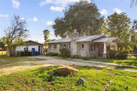 11192 Osborne Street Sylmar CA 91342