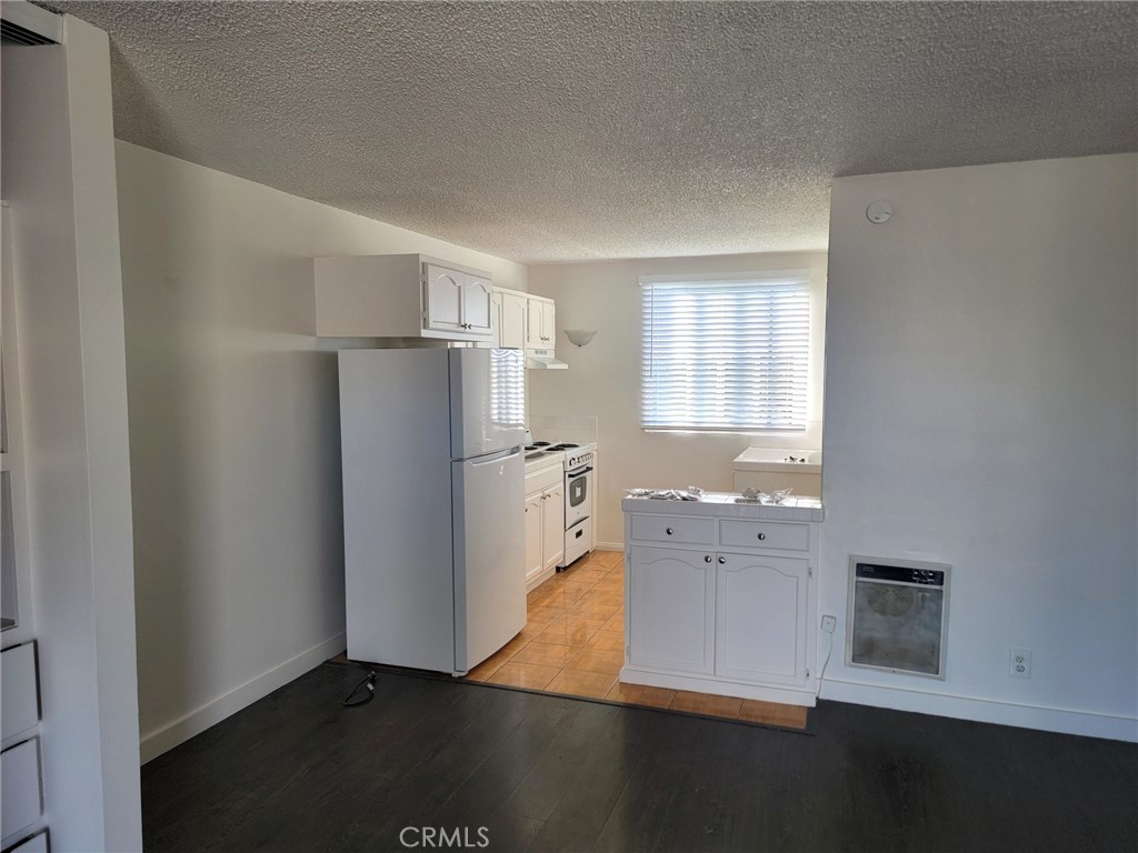 620 Illinois Court 18