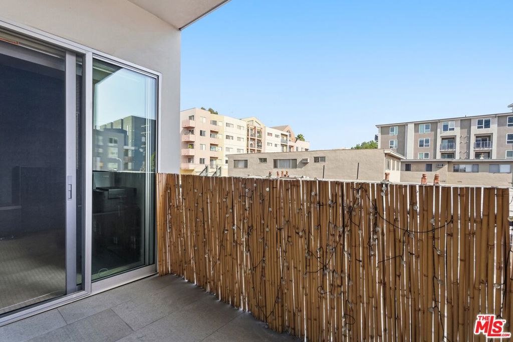 The Hollywood - Residential